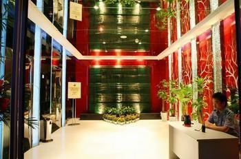 Shengjing Yijia Hotel Xiangyang  Exteriör bild